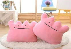 Pkm.store Pokemon Kuscheltiere-Ditto Kuschel Kissen Pokemon (Ca. 50Cm)