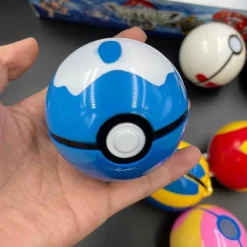 Pkm.store Pokeball & Pokebälle-Grose Pokebälle (Ca. 8Cm) Mit Figuren (8 Stk. Im Spiel Set)