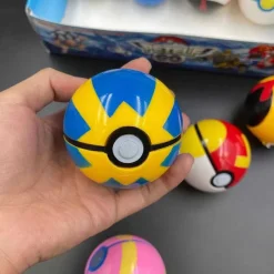 Pkm.store Pokeball & Pokebälle-Grose Pokebälle (Ca. 8Cm) Mit Figuren (8 Stk. Im Spiel Set)