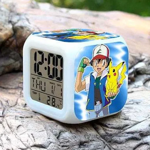 Pkm.store Sonstiges Merchandise-Pikachu Pokemon Digitaler Wecker Mit Led Beleuchtung