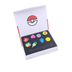 Pkm.store Sonstiges Merchandise-Pokemon Gym Badges Kanto, Johto, Hoenn, Sinnoh, Unova, Kalos (6 Varianten)