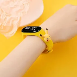 Pkm.store Sonstiges Merchandise-Pokemon Pikachu Armband Mit Digital Uhr Fur Kinder