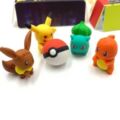 Pkm.store Sonstiges Merchandise-Pokemon Pikachu 3In1 Radiergummi Set (Zufallige Auswahl)