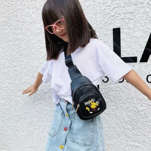 Pkm.store Rucksäcke & Taschen-Pokemon Schultertasche Fur Kinder - Slingbag In Verschiedenen Farben