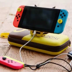 Pkm.store Sonstiges Merchandise-Pokemon Tasche / Stander Fur Switch Konsole - Pikachu, Evoli